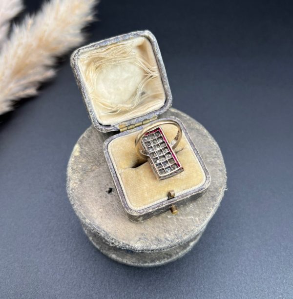 Vintage Antique Art Deco 3ct Old Cut Diamond and Ruby Cluster Tablet Plaque Ring in Platinum and 18ct Yellow Gold, Circa 1920s