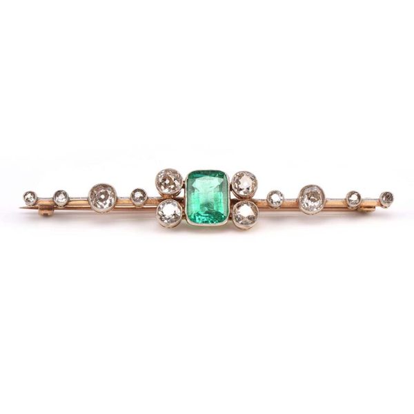 Antique Certified 3.10ct Colombian Emerald and 2ct Old Cut Diamond Bar Brooch in platinum to 15ct gold with 9ct gold pin. Accompanied with E.D.R certificate gem report number GF183052