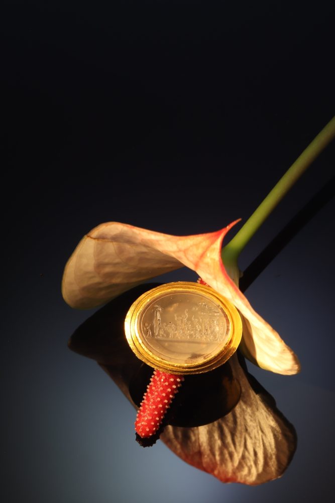 18th Century agate gold ring.