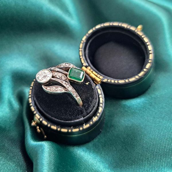 Art Nouveau Antique Emerald and Diamond Dress Ring, stunning antique old cut diamond and emerald ring from the decorative Art Nouveau era in 18ct gold