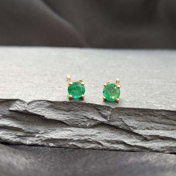0.70ct Emerald Solitaire Stud Earrings in 18ct Gold, single stone round emeralds claw set and mounted in 18ct yellow gold with post and butterfly fittings