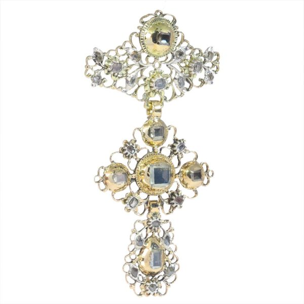 Baroque diamond pendant in gold and silver.