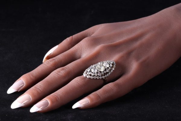 Victorian diamond ring in rose gold and silver.