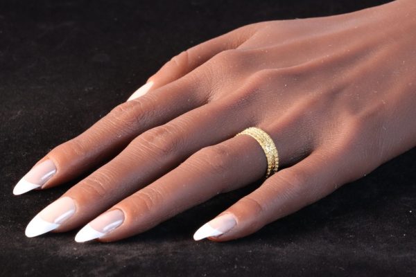 Georgian wedding band in gold.