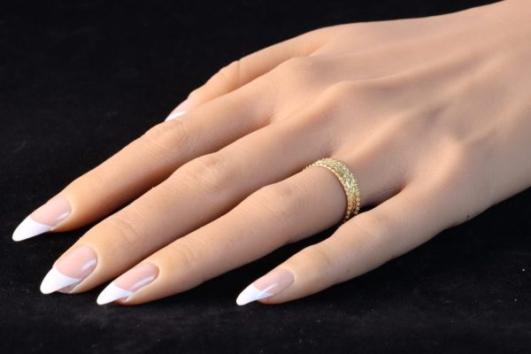 Georgian wedding band in gold.