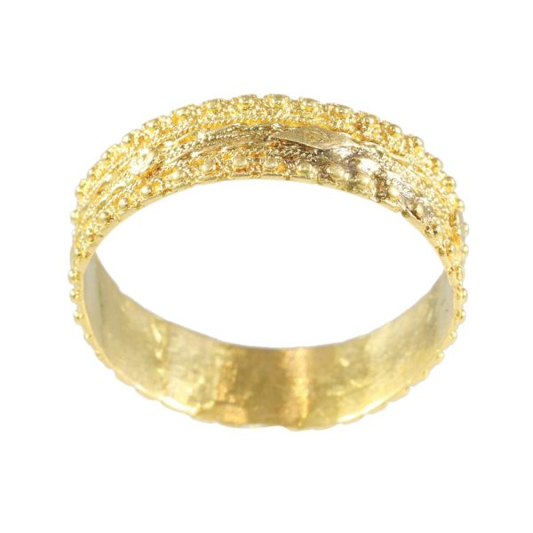 Georgian wedding band in gold.