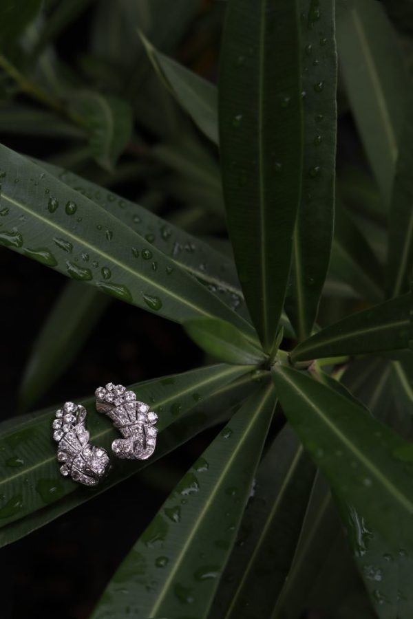 Vintage diamond earrings in platinum.