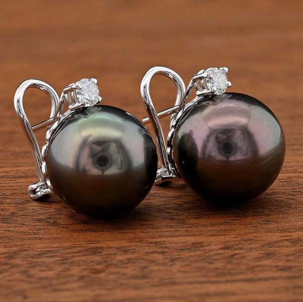 Black Tahitian Pearl and Diamond Earrings, well-matched Black Tahitian pearls with aubergine purple undertones topped with round brilliant-cut diamond solitaires in 18ct white gold