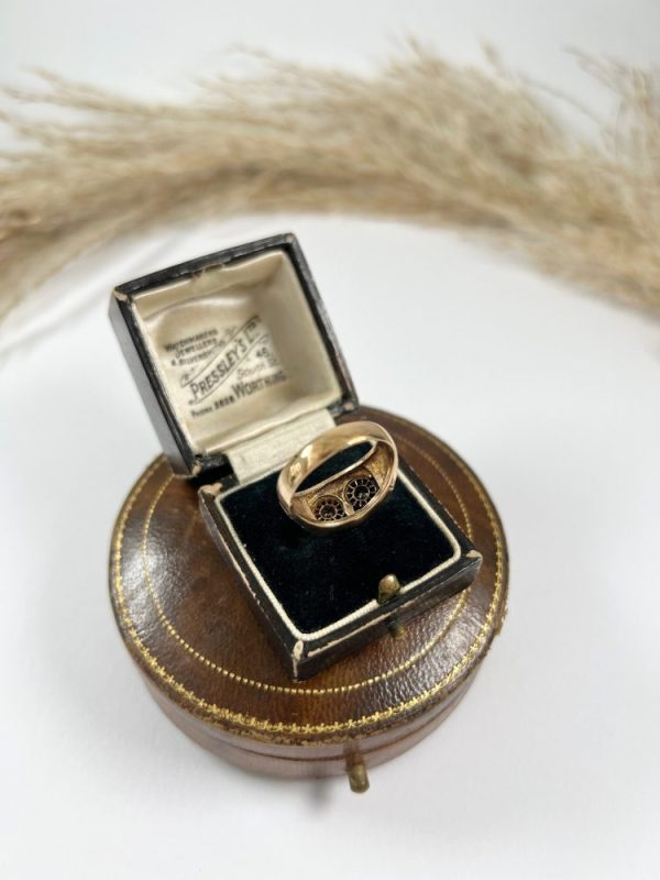 Vintage owl cocktail ring in rose gold with diamonds and sapphires.