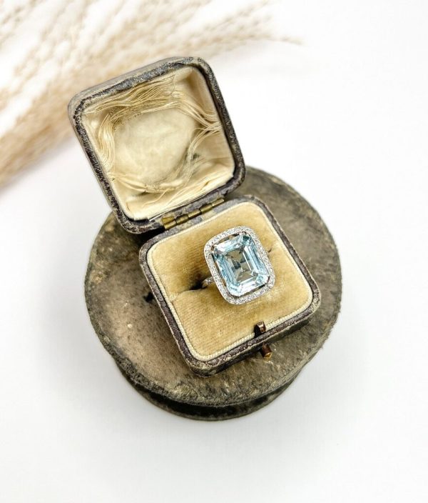 Vintage aquamarine and diamond ring in platinum.
