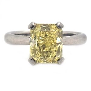 GIA Internally Flawless 3.23ct Fancy Intense Yellow Diamond Solitaire Engagement Ring in Platinum, single stone modified emerald-shaped step-cut fancy intense yellow natural diamond with GIA certificate 15074692