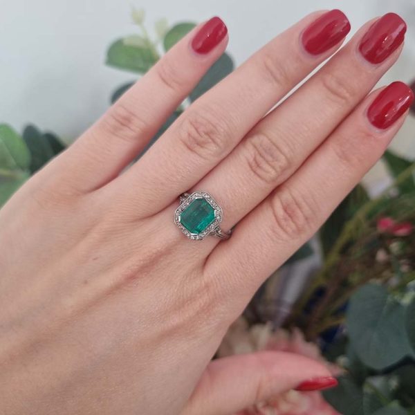 Art Deco 1.54ct Colombian Emerald and Rose Cut Diamond Cluster Engagement Ring in Platinum, verbal from laboratory of Colombian origin with moderate resin