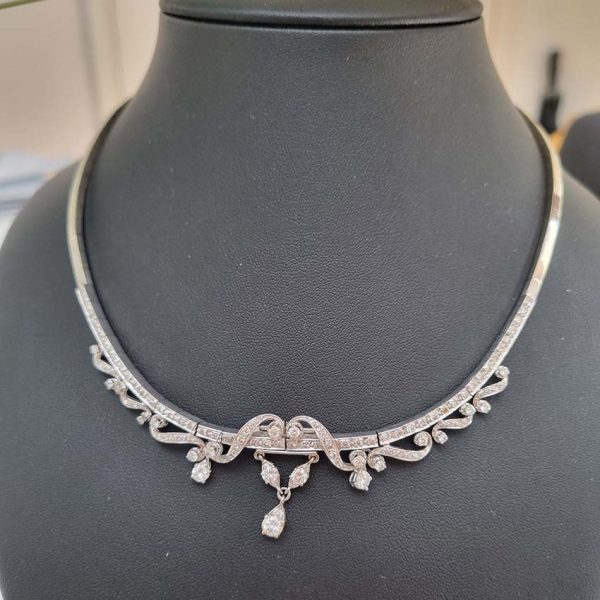 Antique Vintage Art Deco French 3ct Diamond Necklace, articulated 18ct white gold necklace set with single cut diamonds accented with diamond scrolls and pendant drops. With removable central pendant section. Circa 1920s 1930s