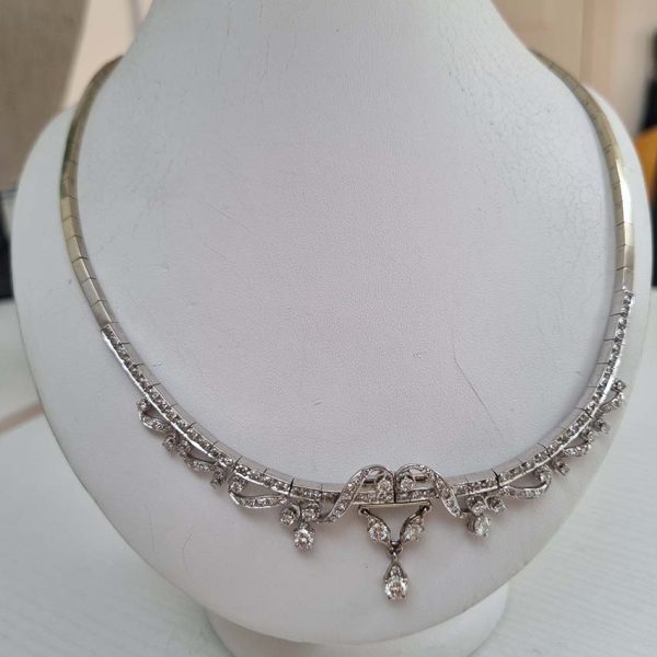 Antique Vintage Art Deco French 3ct Diamond Necklace, articulated 18ct white gold necklace set with single cut diamonds accented with diamond scrolls and pendant drops. With removable central pendant section. Circa 1920s 1930s