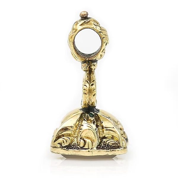 Mini Victorian 9ct gold fob seal with chalcedony shield base engraved with forget-me-not flower and lyre motif detailing, circa 1880
