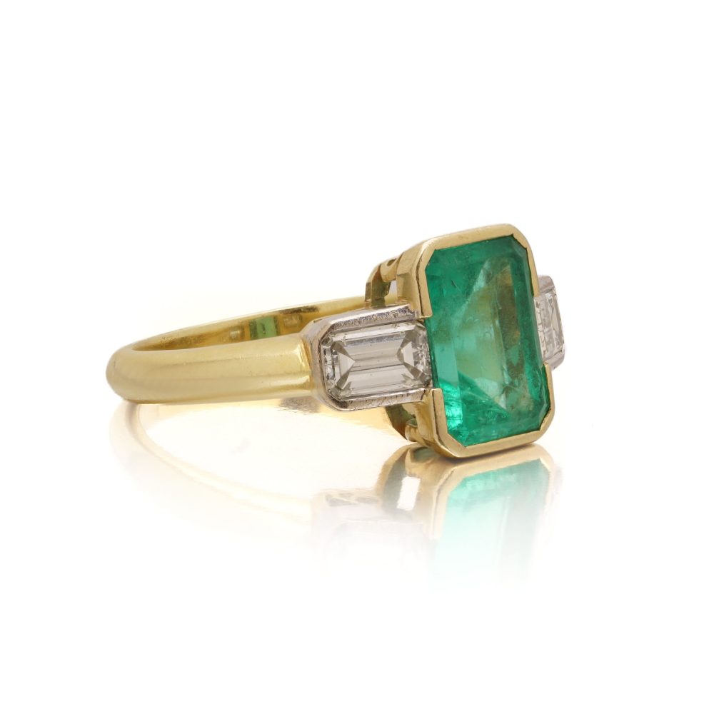 18ct Yellow Gold Three Stone Emerald & Diamond Ring