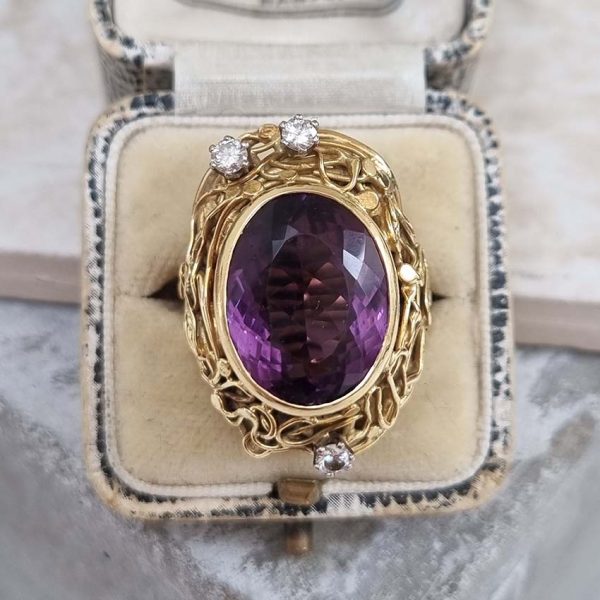 Vintage Amethyst and Diamond Parure Ring Earrings Pendant Suite in 18ct yellow gold. Late 20th century Circa 1980s-1990s