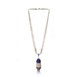 Art Deco necklace with pearls, diamonds and lapis lazuli set in platinum.