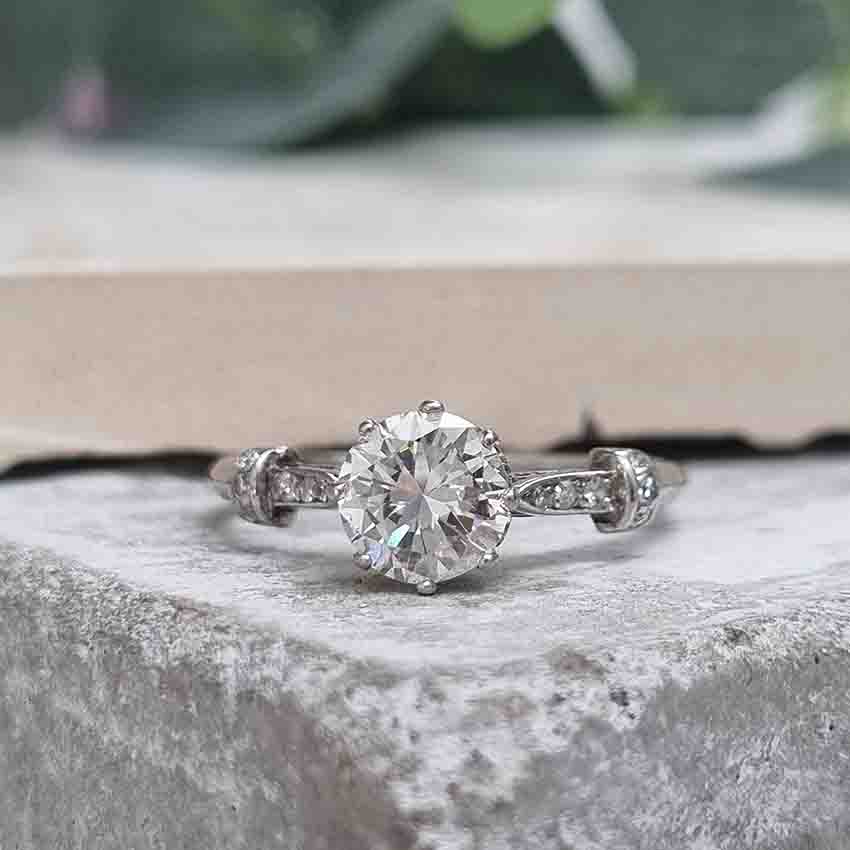 Vintage Antique Art Deco 1.10ct Old European Cut Diamond Solitaire Engagement Ring in platinum. Circa 1920s