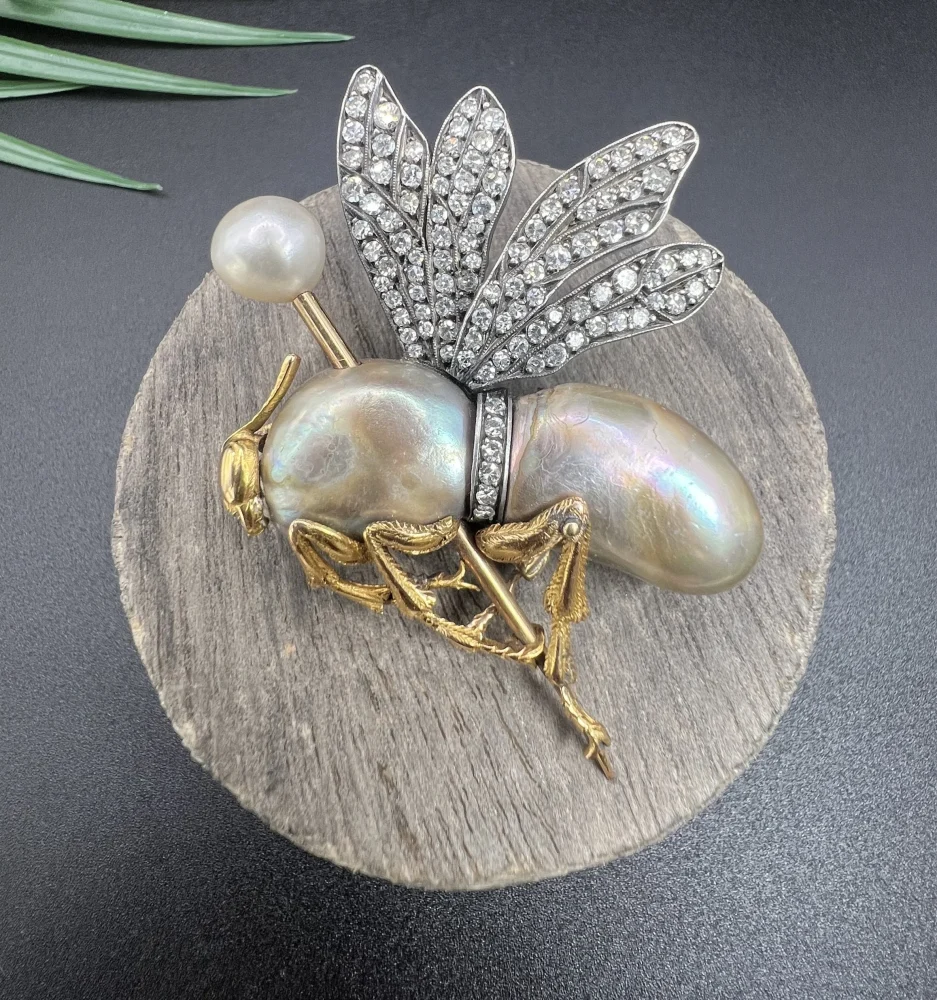 Vintage Abalone Pearl Insect Brooch with Diamonds, late Art Deco fly brooch with shimmering abalone pearl body and 2.50cts diamond wings in silver and 18ct yellow gold, Circa 1930s