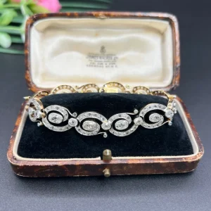 Victorian Antique 7ct Diamond Fancy Link Bracelet, fancy swirl links set with 7 carats of rose-cut, cushion-cut and old-cut diamonds in silver on 18ct yellow gold. French late 19th century Circa 1870