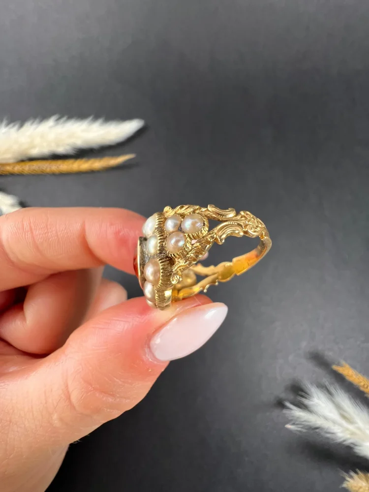 Georgian garnet cluster ring in gold.