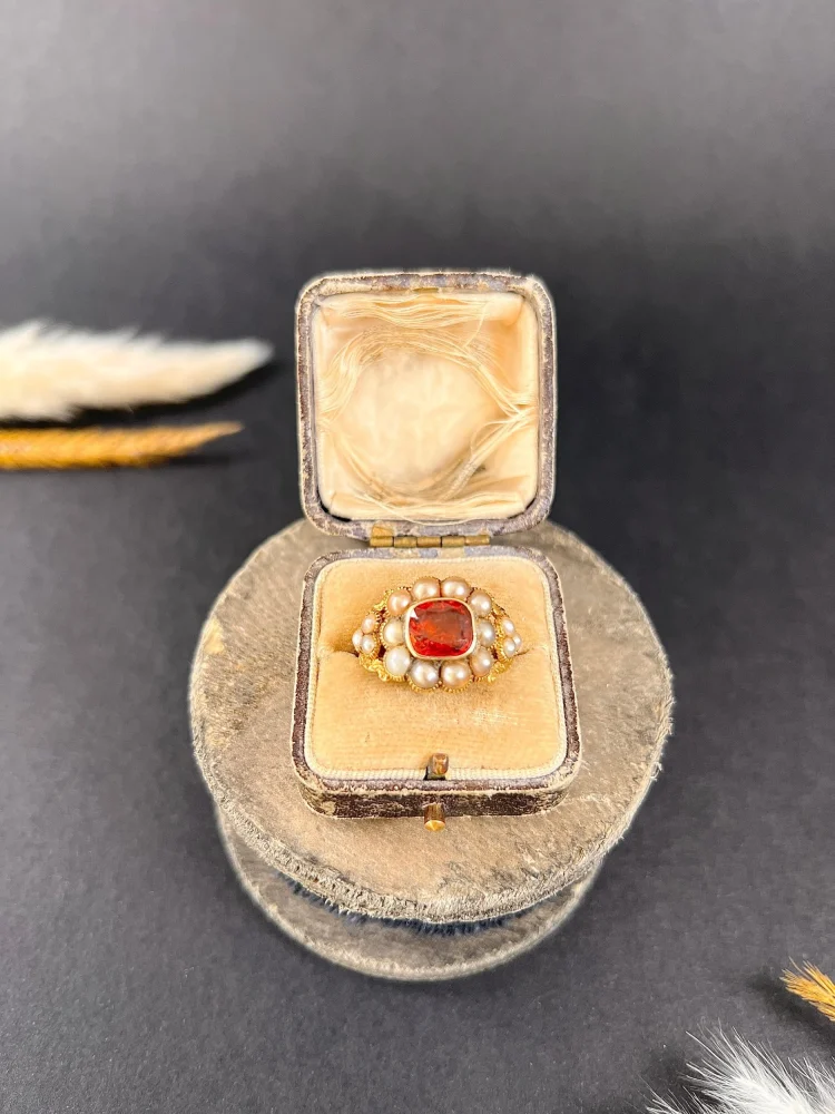 Georgian garnet cluster ring in gold.