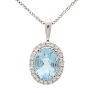 Aquamarine and diamond pendant in white gold.